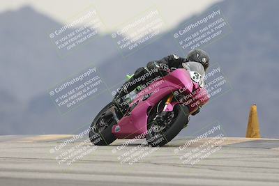 media/Sep-21-2025-Race Pace (Sun) [[98bf33ef95]]/Verified/8-Turn 9 (1135am)/